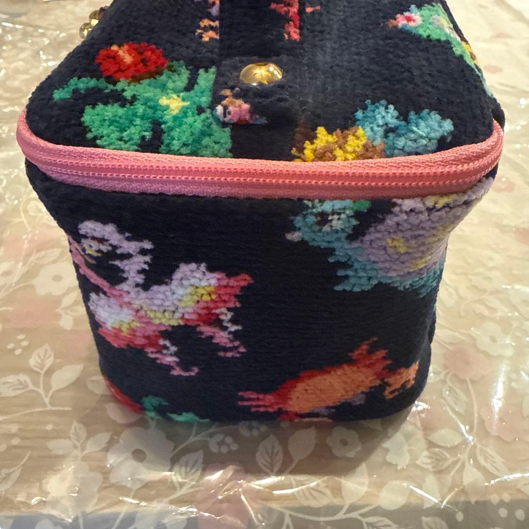 FEILER フェイラー　神崎恵コラボ バニティ　（ネイビー）