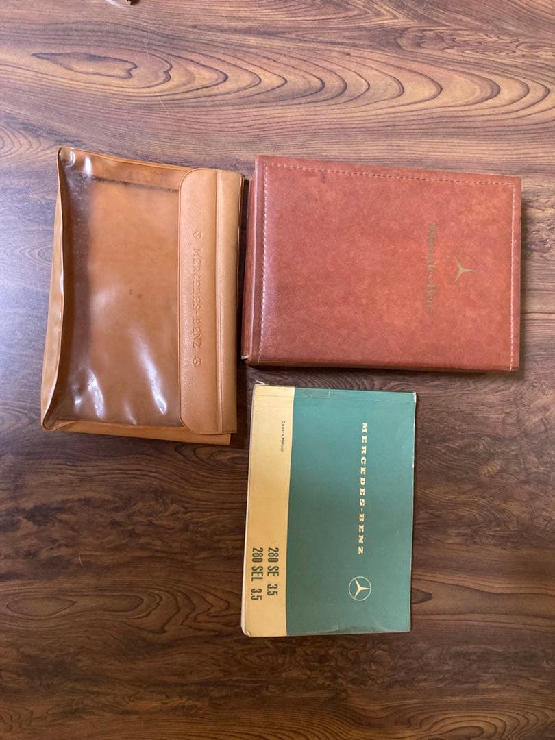 ベンツ280SE 3.5英文　owners manualと希少収納ボックス