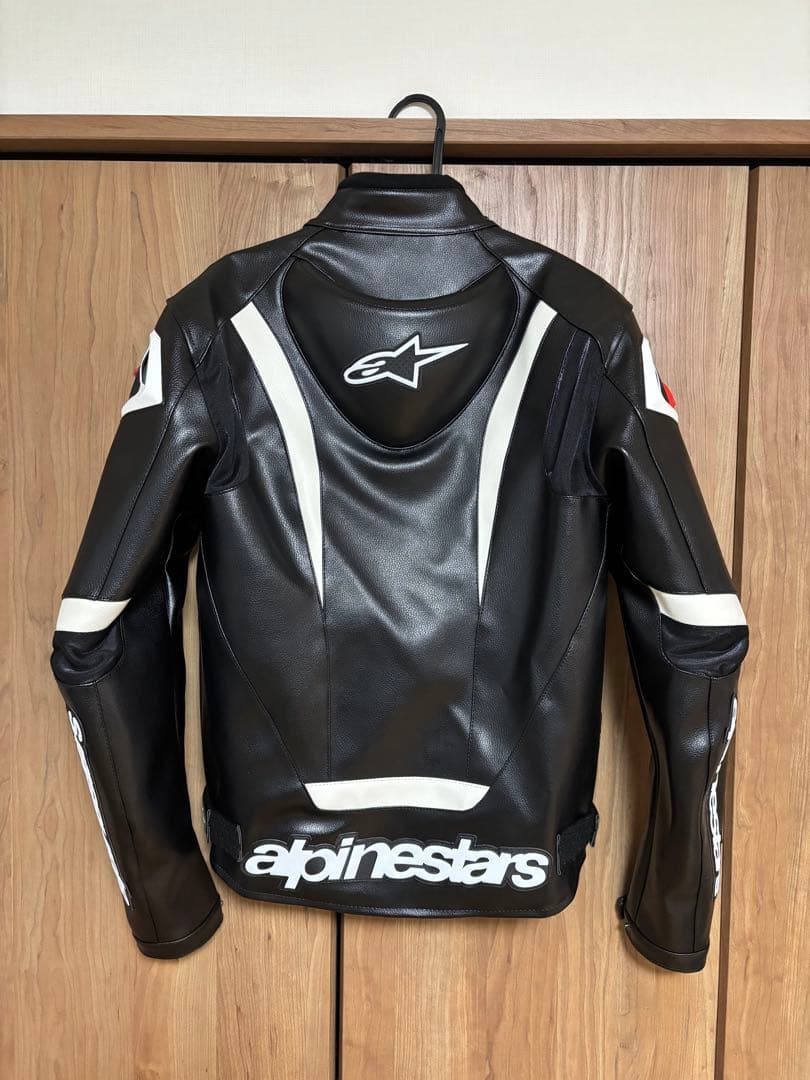 alpinestars （アルパインスターズ）puレザージャケット
