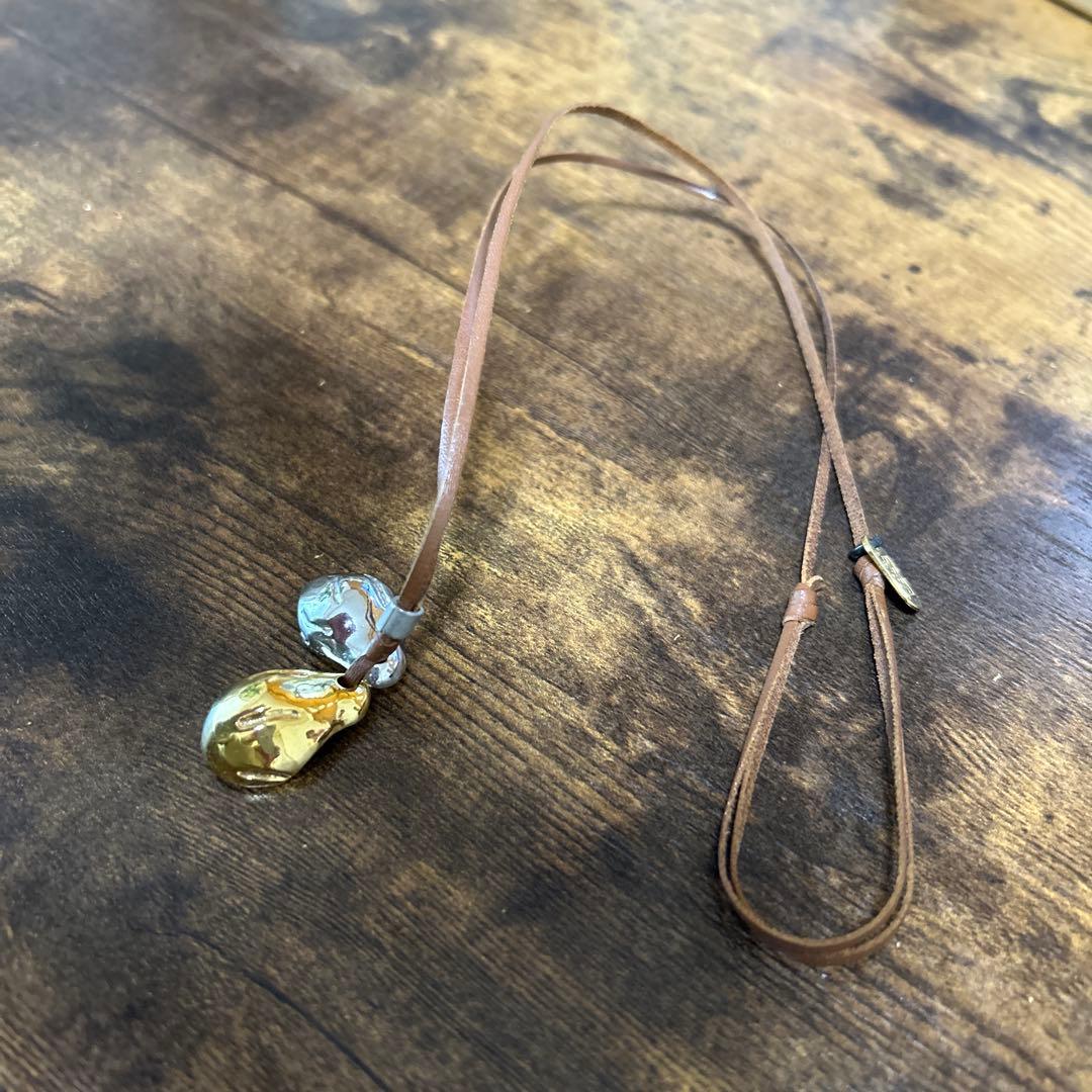 CORSO ドロップ型ペンダントネックレス