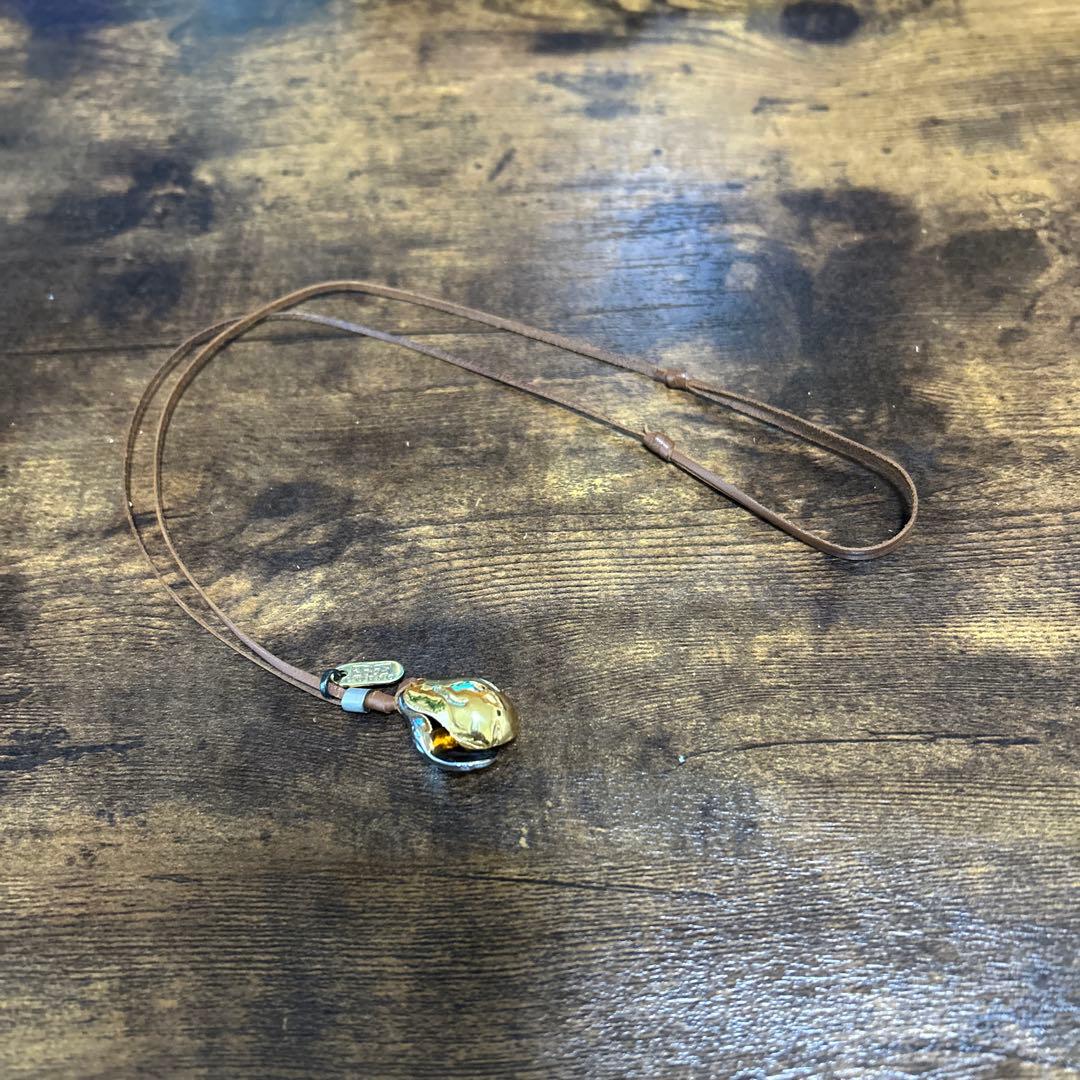 CORSO ドロップ型ペンダントネックレス