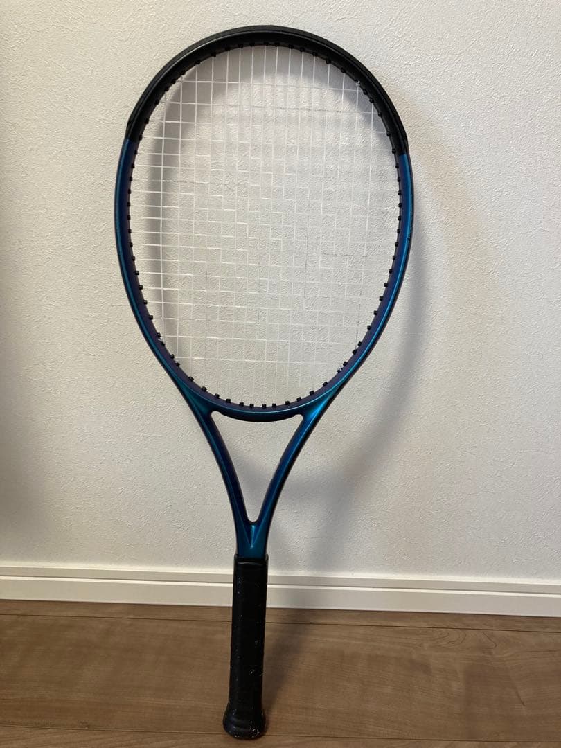 Wilson ULTRA V4 テニスラケット 100平方インチ