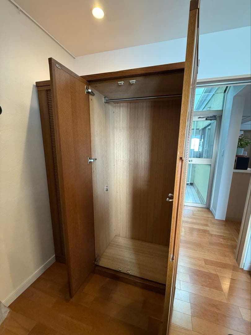 洋服タンス　収納