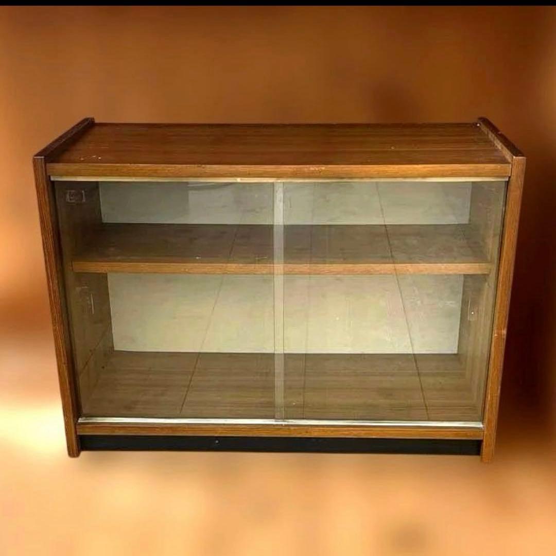 ガラス棚　木製　アンティーク　古家具　キャビネット　ガラス扉　昭和レトロ
