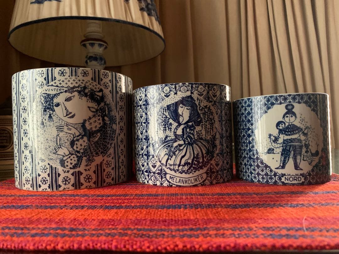 ビヨンヴィンブラッド　可愛い！ビンテージ・ニモール窯少女絵柄フラワーポット大です