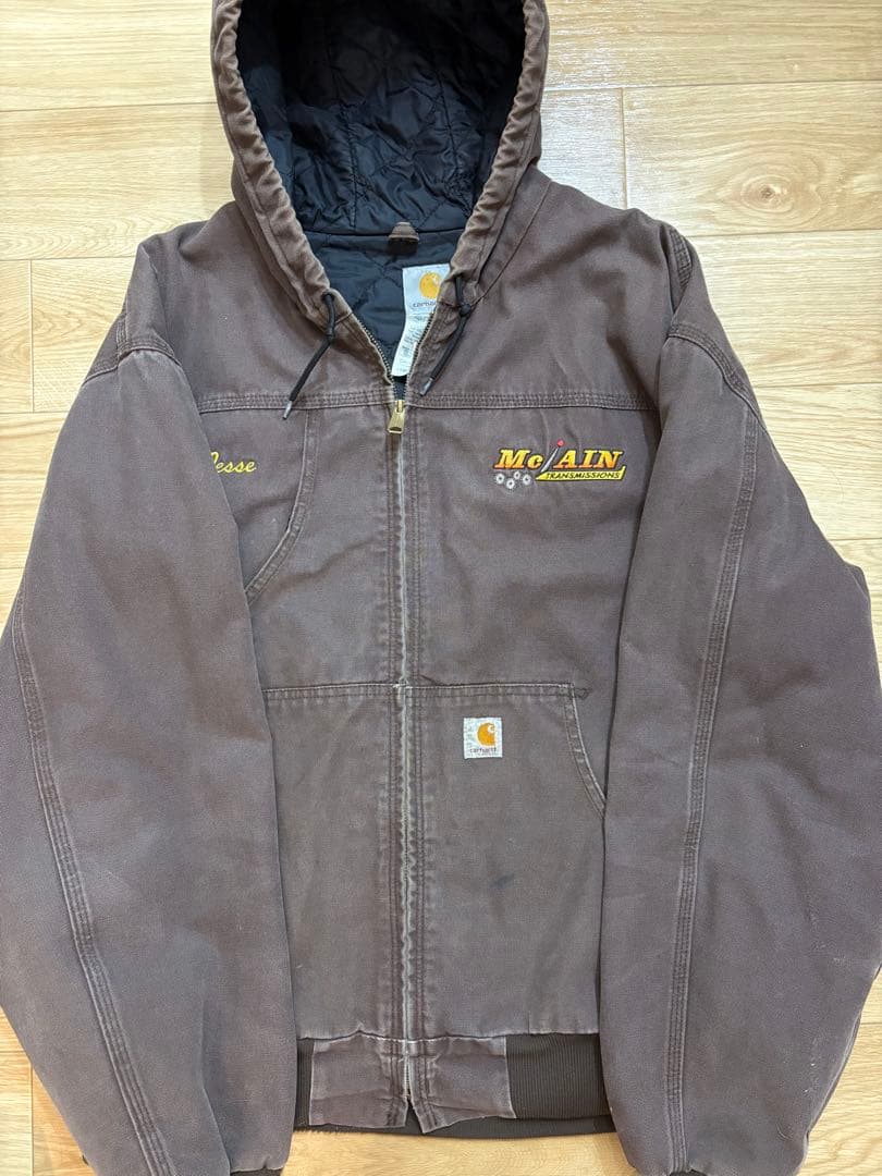 値下げ中Carharttアクティブジャケット