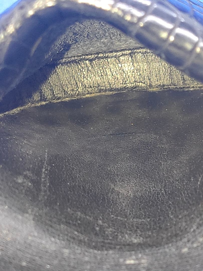 CYPRIS・キプリスクロコダイルレザー馬蹄型小銭入れ 中古品