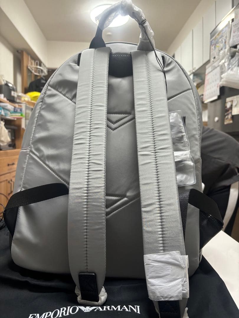 最終値下げ アルマーニ、リュック