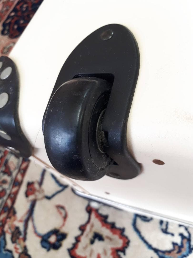 【黒ベルト】グローブトロッターキャリーケース GlobeTrotter（正規品）