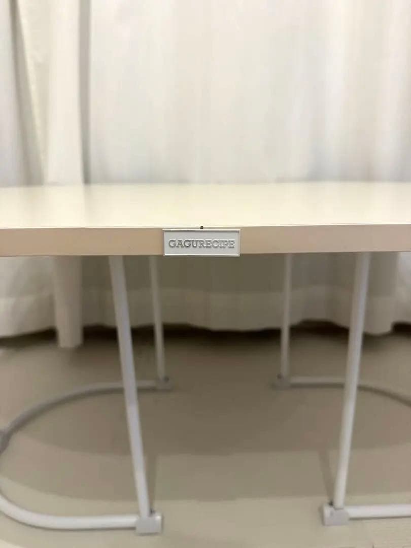 楕円形テーブル アイボリー