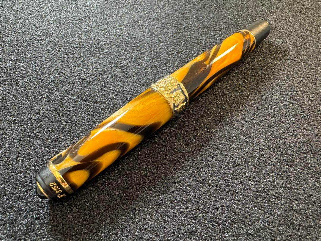 アウロラ「アフリカ」ローラーボールAURORA AFRICA