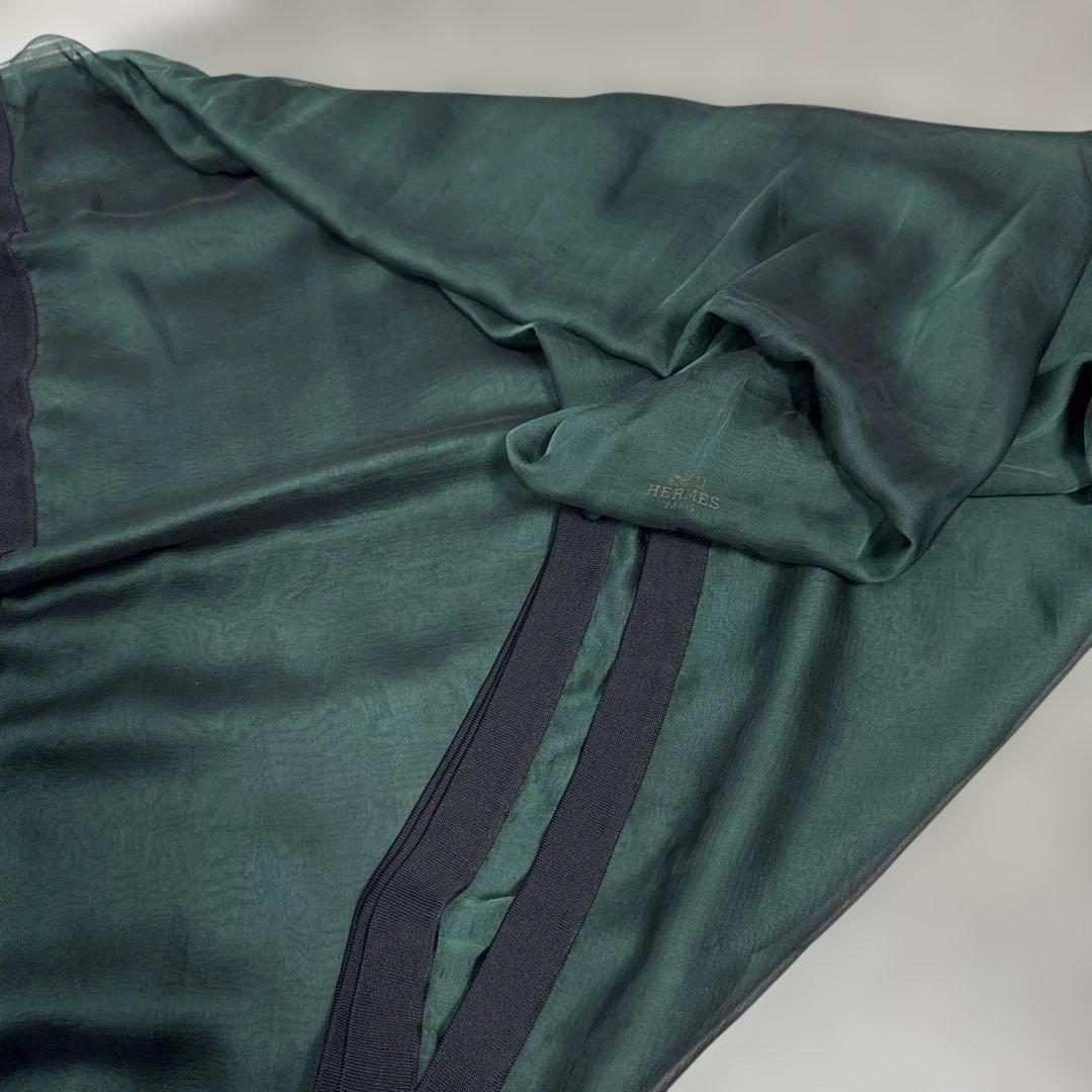 美品　HERMES エルメス　シアー　スカーフ　シルク　グリーン