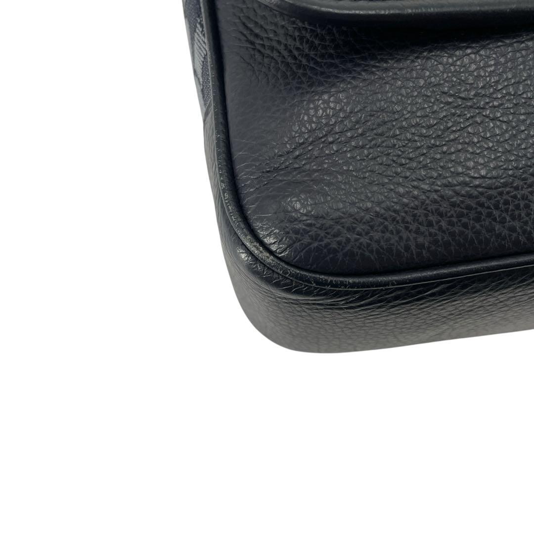 コーチ　メッセンジャーバッグ　シグネチャー　トンプソン　スモール　ストライプ