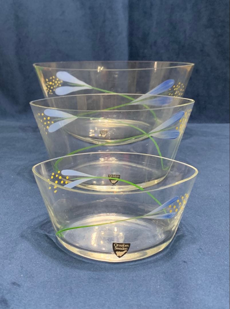 スエーデンOrreforsの手描き花柄ガラスボウル （3個セット）