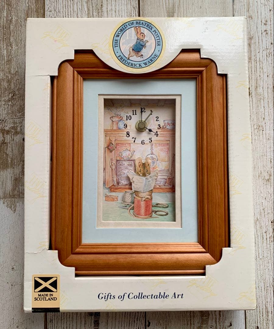 グロースターの仕立て屋 木製フレーム入り時計 ピーターラビット