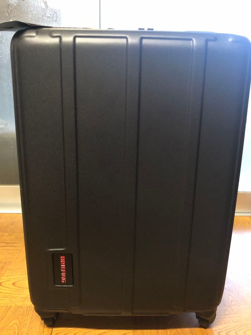 BRIEFING H-37 キャリーケース(ブラック)