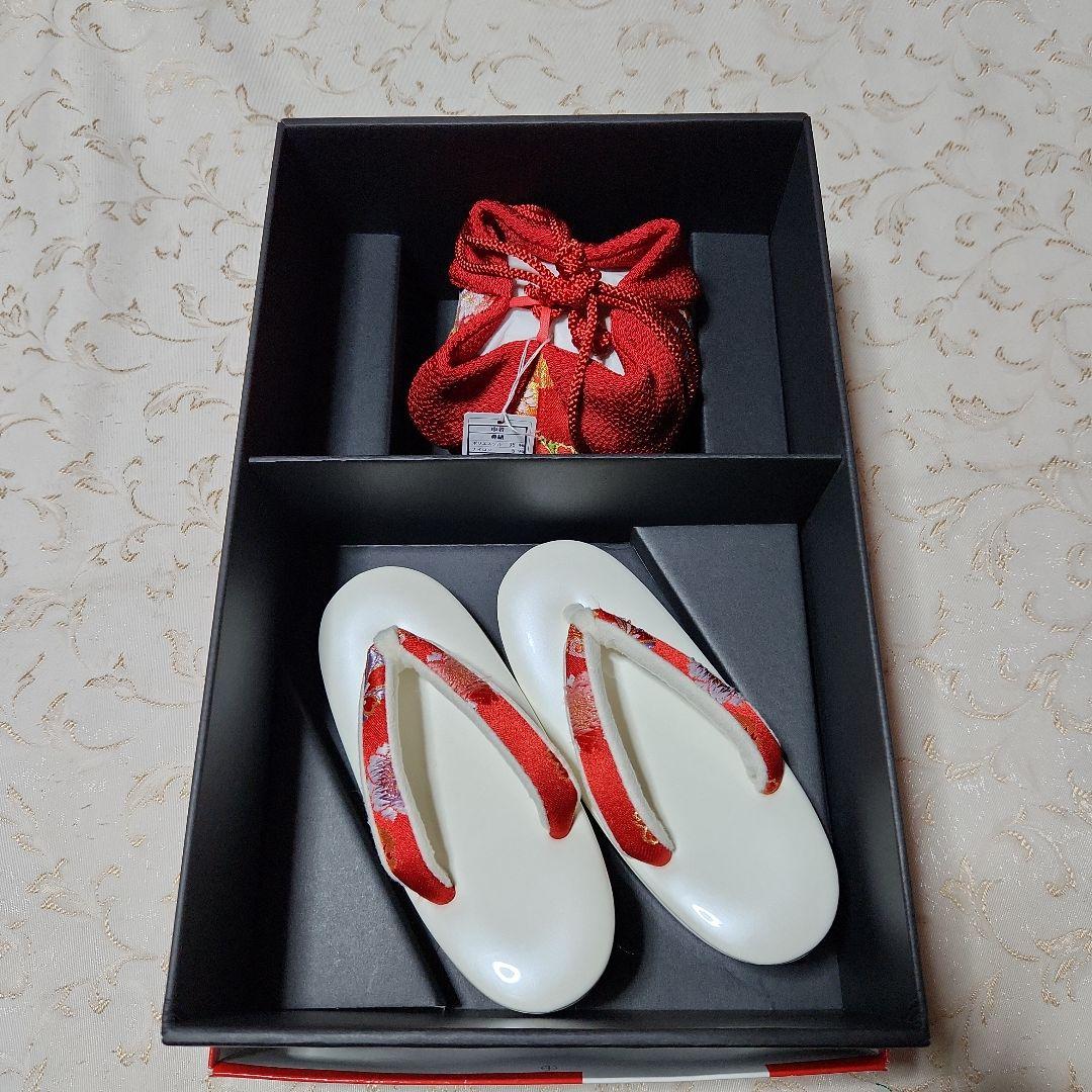 #697 ( 未使用品) 七五三  お正月  草履と巾着  18cm