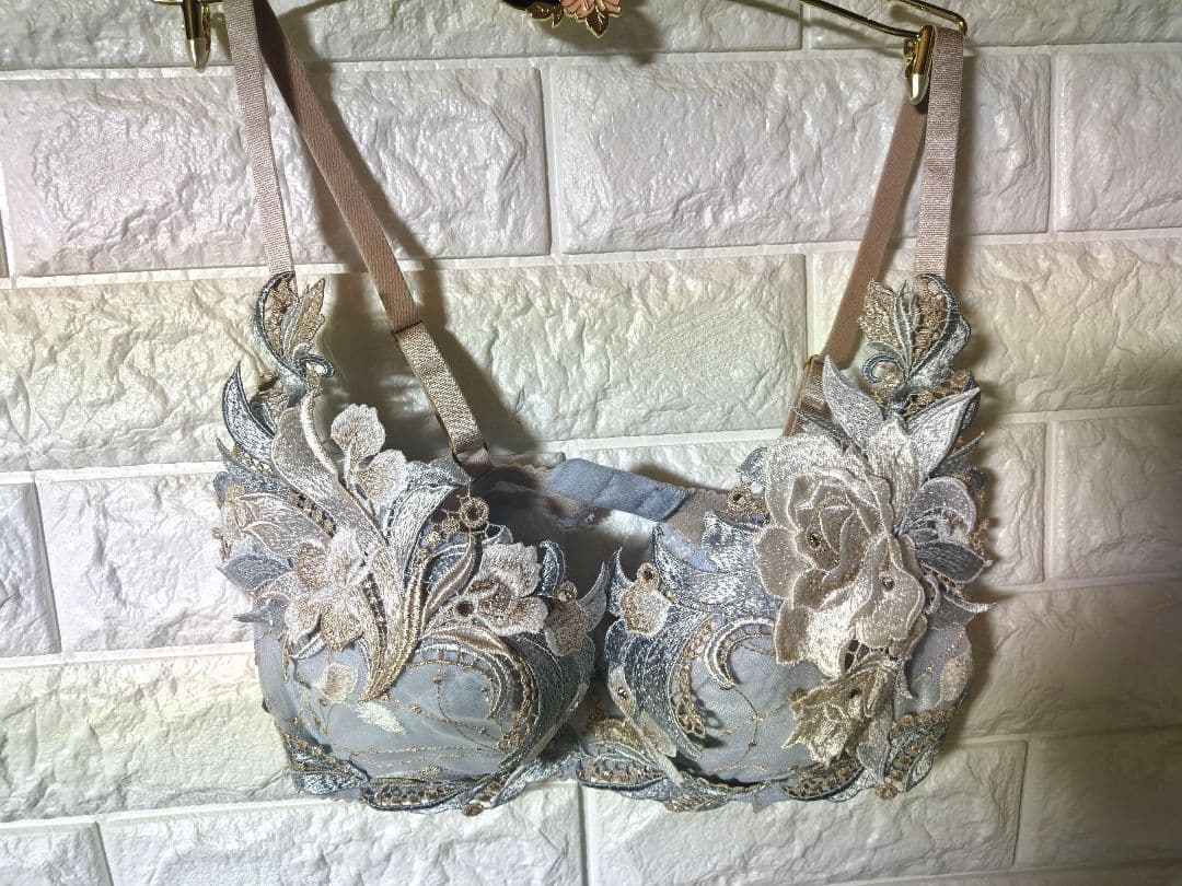 【完売】Salut サルート 24G C75M タグ付 受注 事前予約 限定