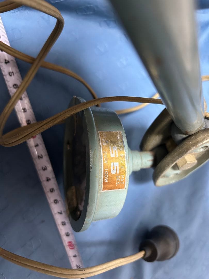 ヴィンテージ　昔のスタンドランプ　昭和レトロ