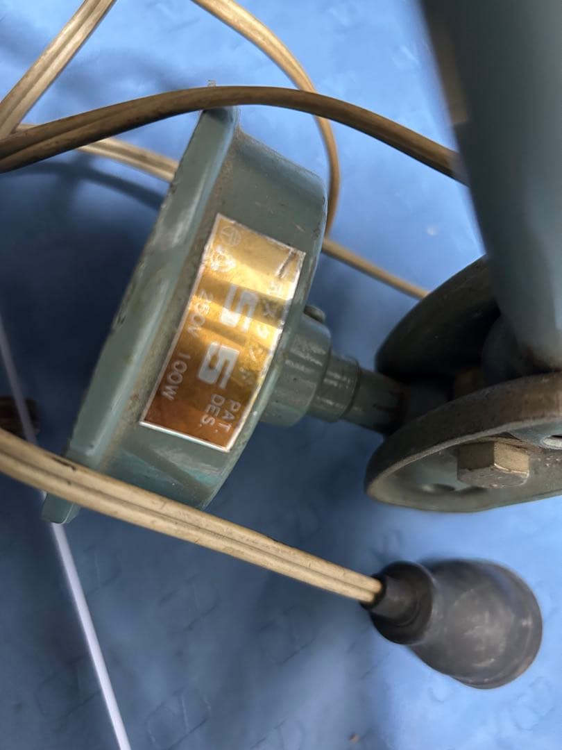 ヴィンテージ　昔のスタンドランプ　昭和レトロ