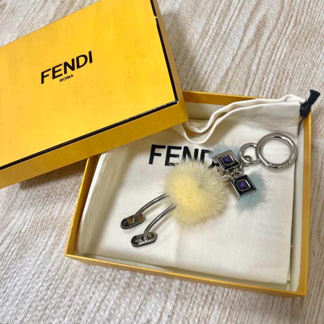 FENDI チャーム