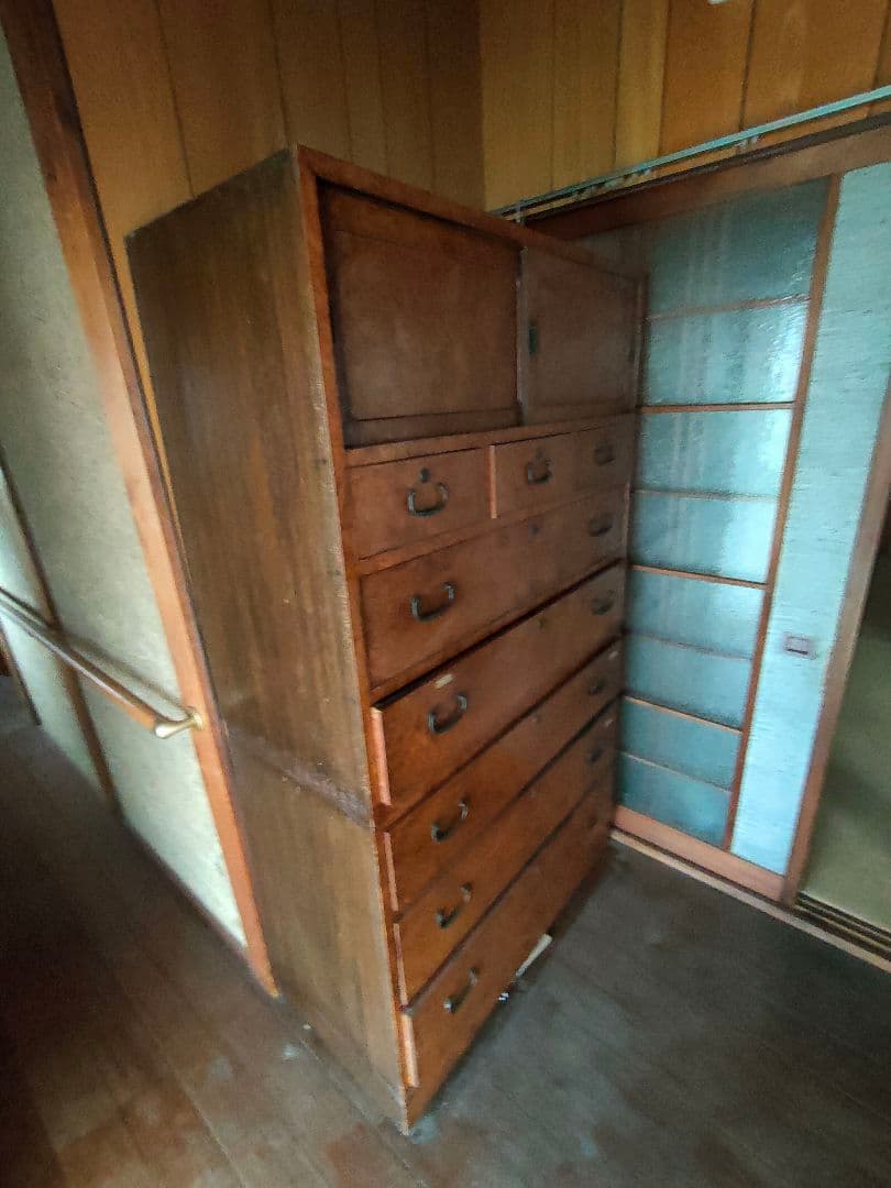 レトロな箪笥　横94cm 高さ163cm 奥行43cm