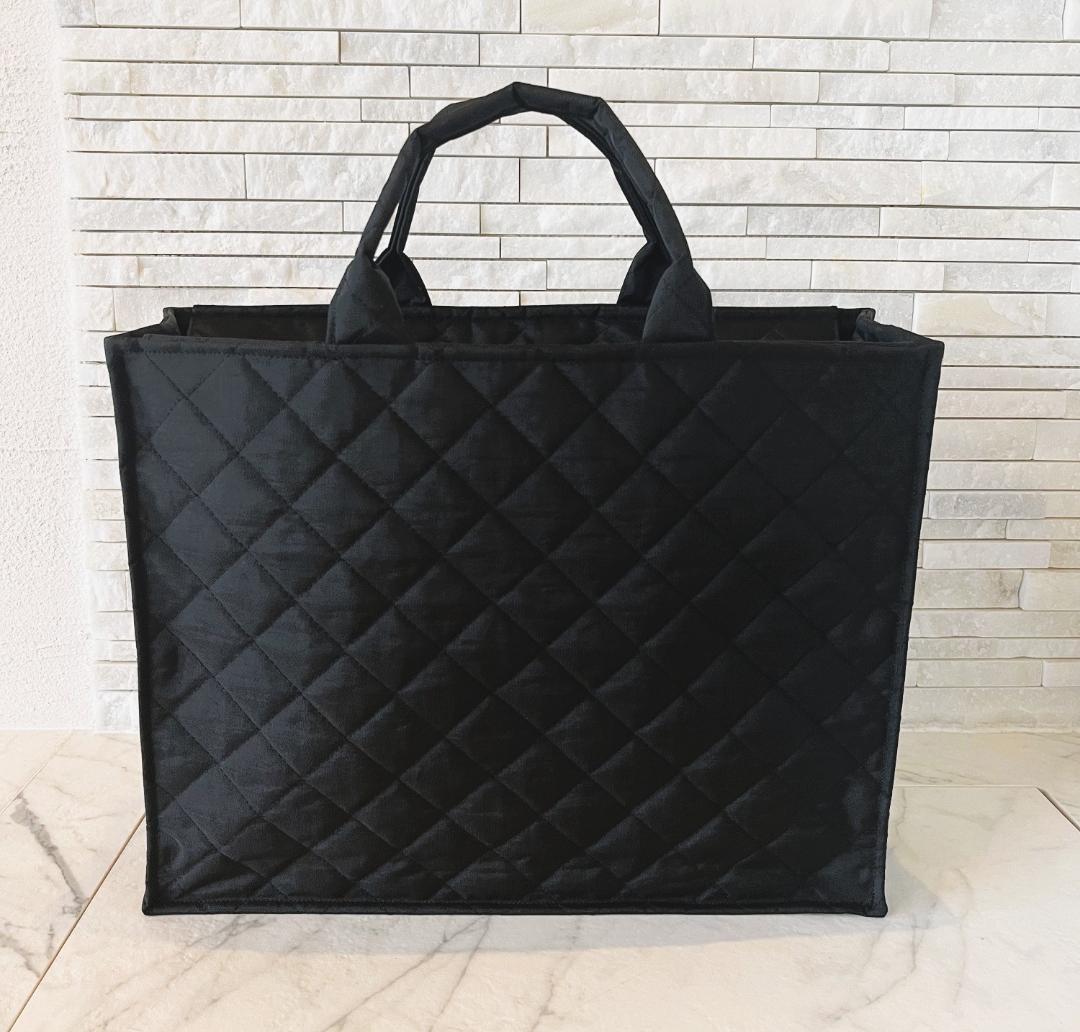 お受験バッグ　B4　黒　自立　ファスナー付　キルティングトート　保護者会　説明会