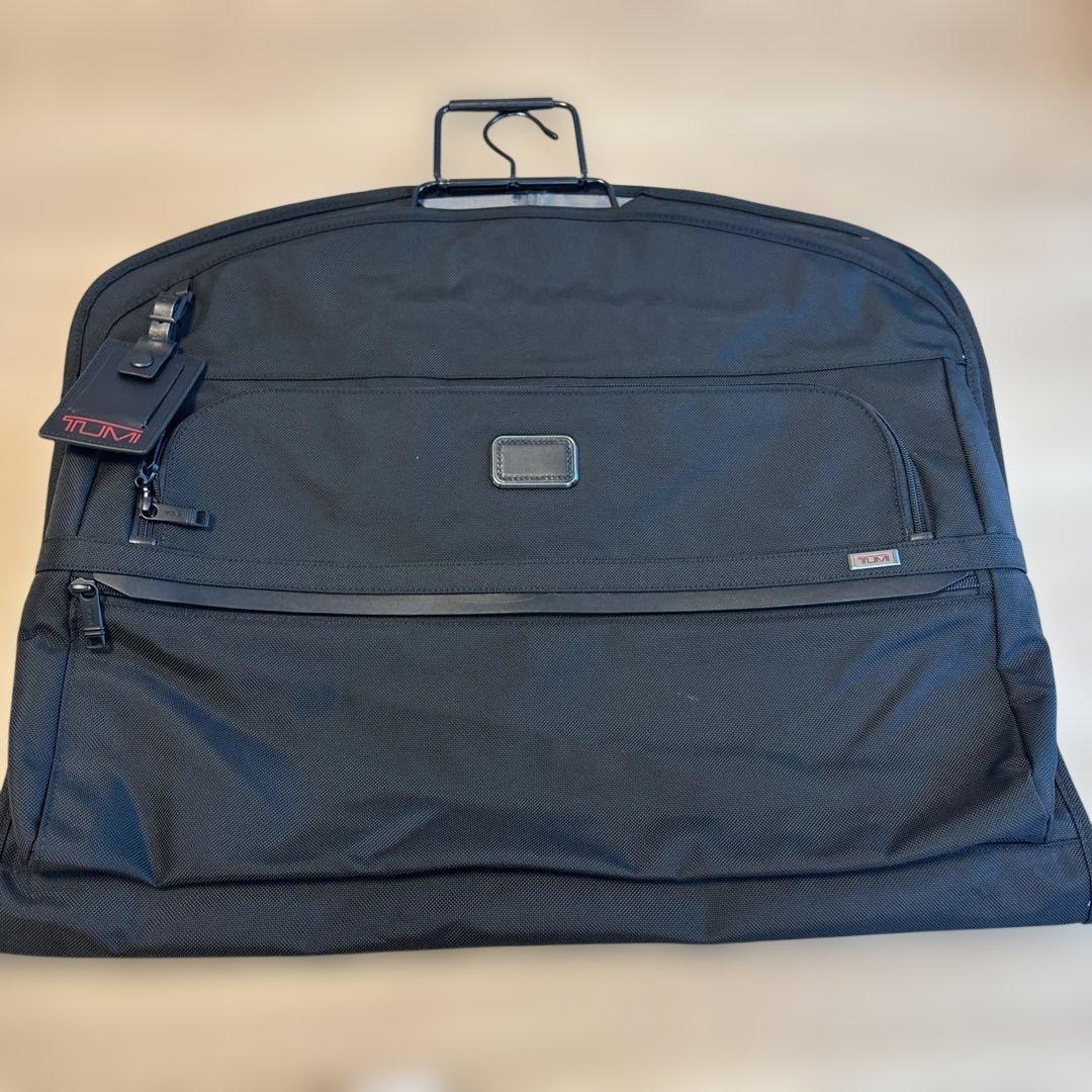 TUMI ガーメントバッグ 黒 ハンガー付き