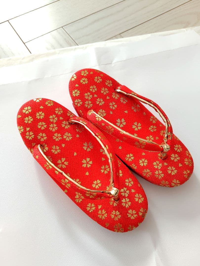 reo622　七五三 ３歳　着物セット　正絹　 お宮参りにも　草履　巾着