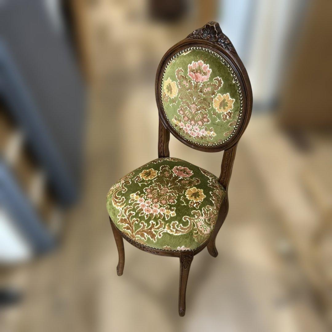 イタリア製　チェア　背もたれあり　モダン　アンティーク　西洋