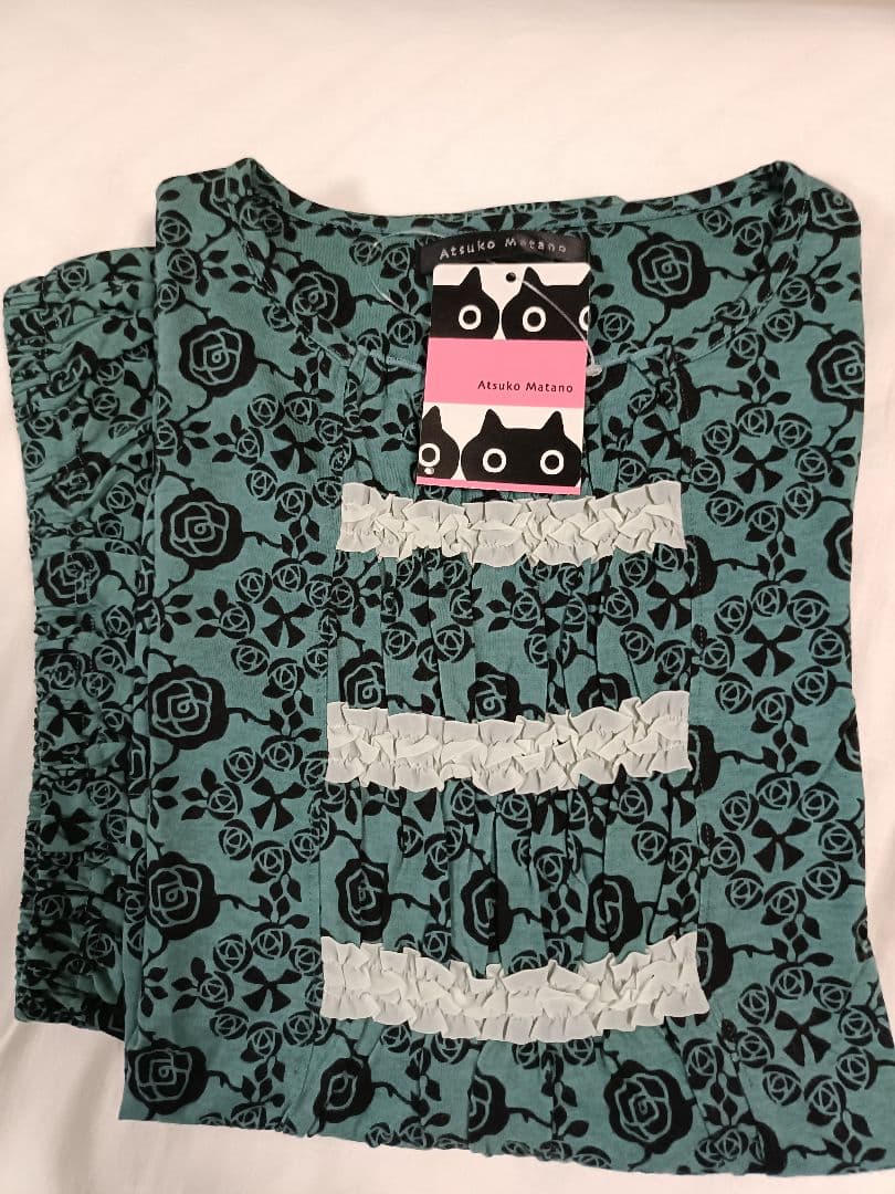 未使用タグ付き　マタノアツコ　　パジャマ　ルームウェア　ワコール　ポケットに猫