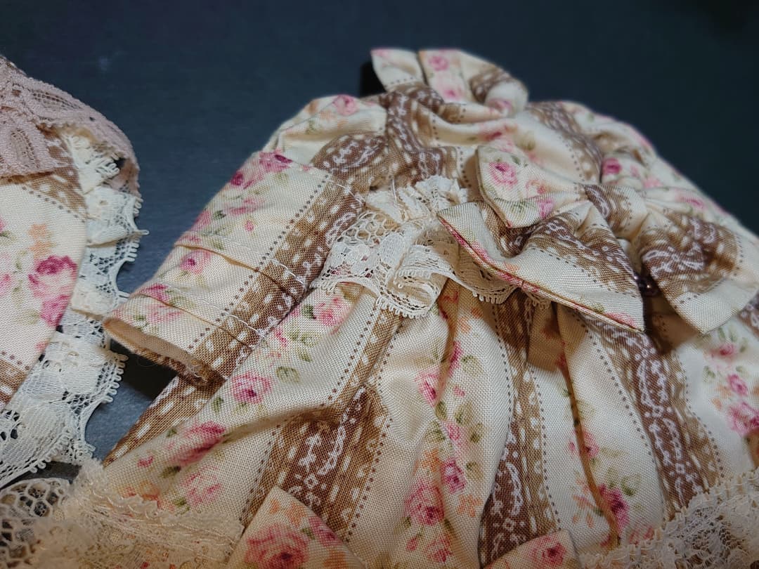 幼SD衣装★ 薔薇と紅茶染めレースのドレス