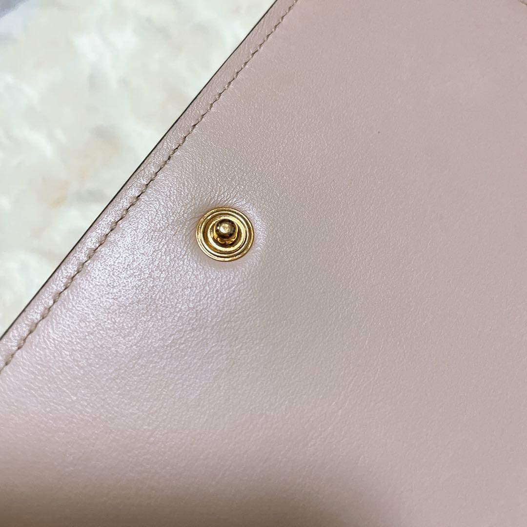 Chloeクロエ 三つ折り 財布 ピンク アルファベット レザー 財布 ブランド