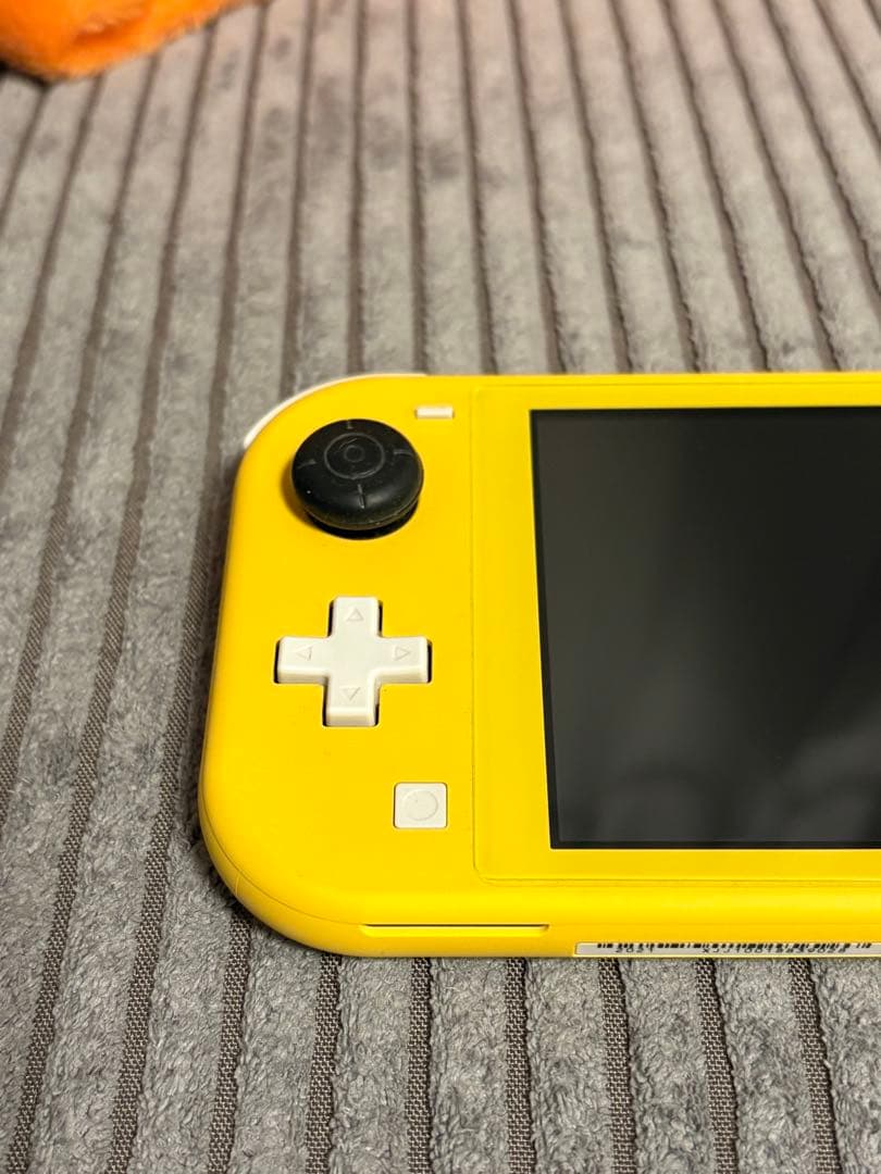 ほぼ新品 Switchライト 本体