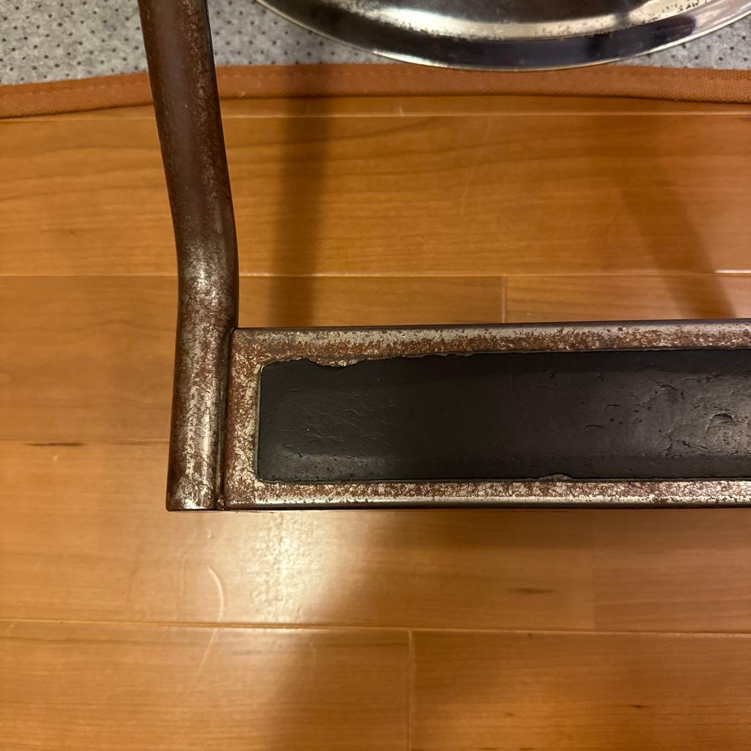 マテリ リベット（キャメル）丸ベース セット椅子