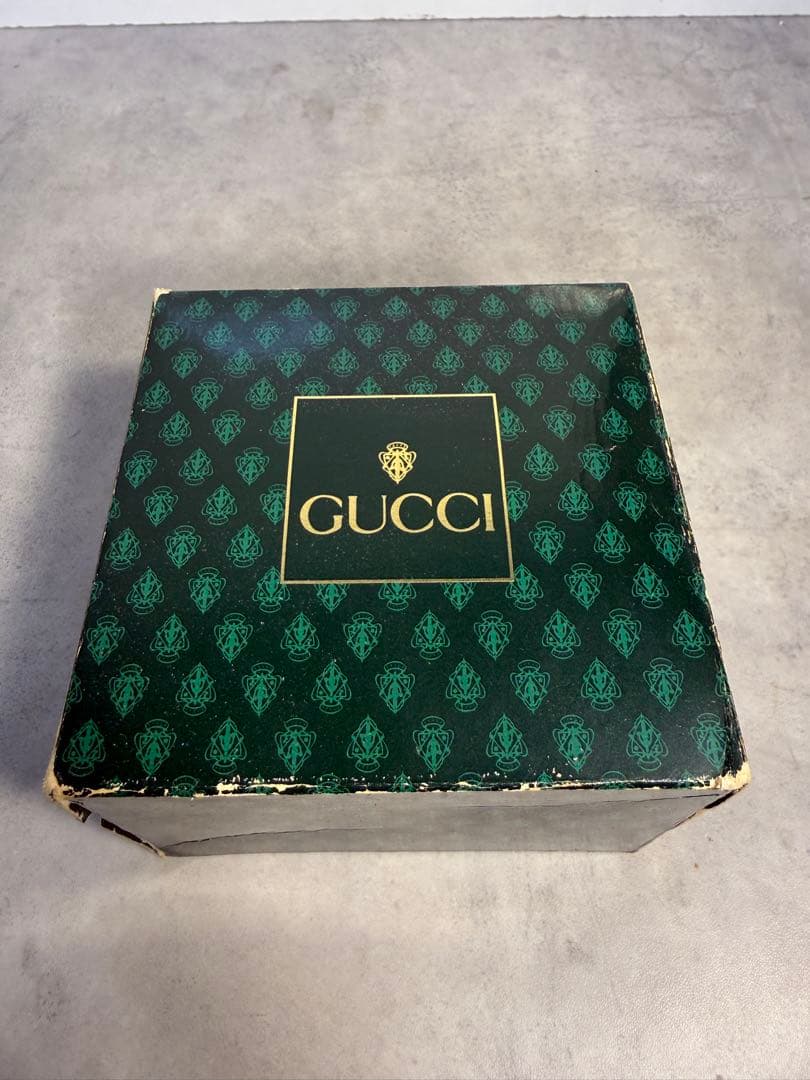 GUCCI インターチェンジャブル ベゼル ウォッチ レディース ヴィンテージ