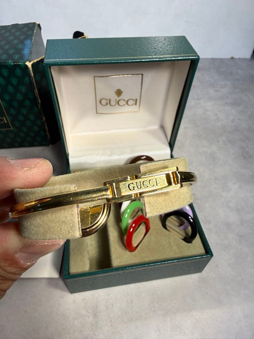 GUCCI インターチェンジャブル ベゼル ウォッチ レディース ヴィンテージ
