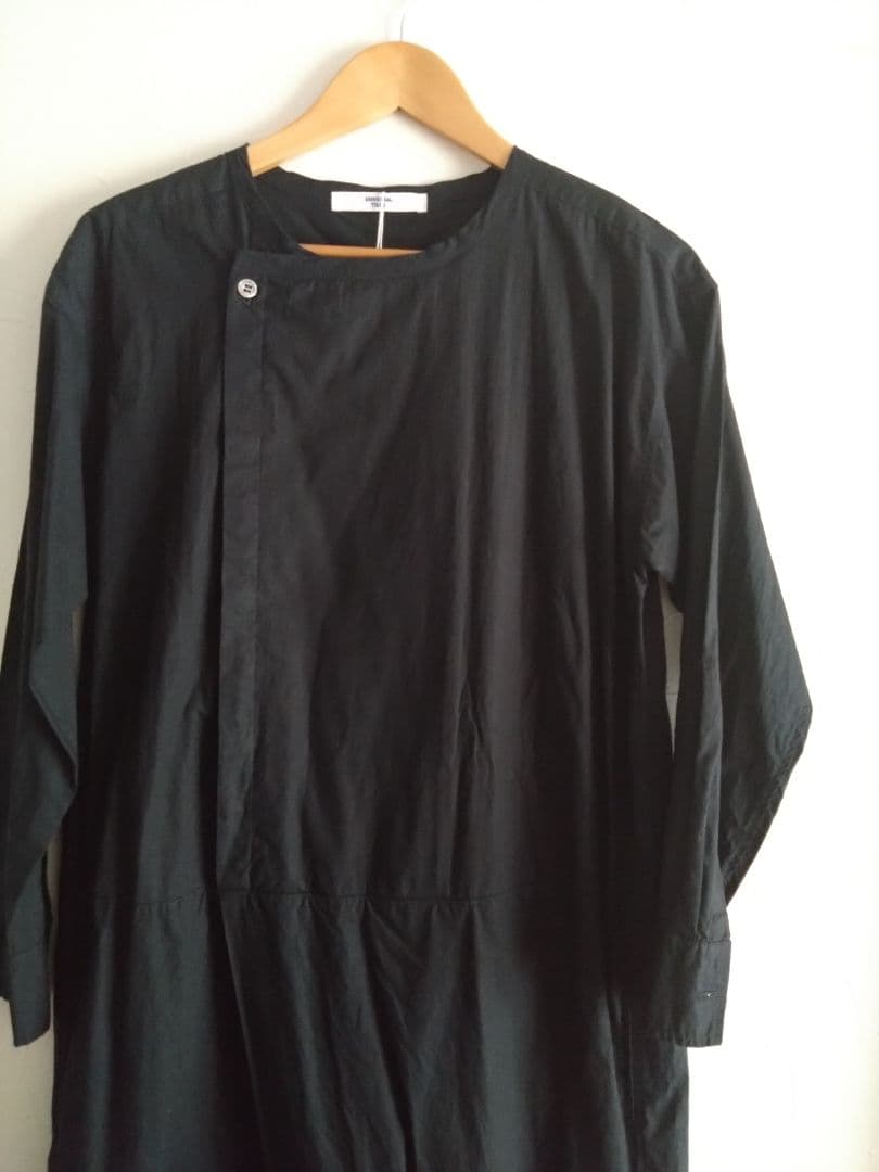 UNIVERSAL TISSU 長袖オールインワン ブラック タグ付き