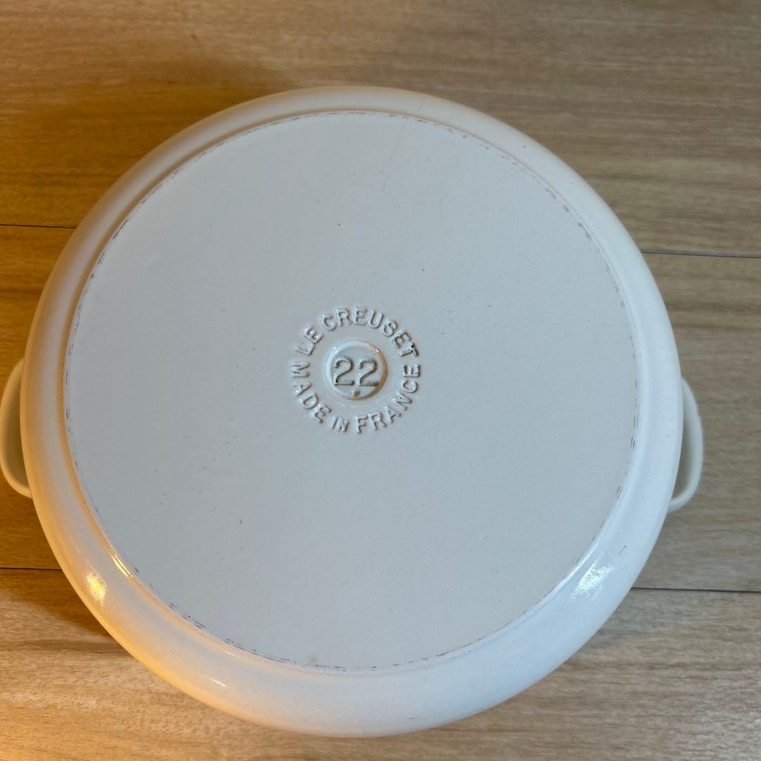 ルクルーゼ　ココットロンド　22cm ホワイト　両手鍋　鍋