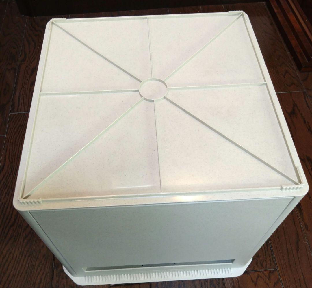 タッパーウェア　 マルチオーガナイザー　ドア付き3段　＋　キャスター付パレット