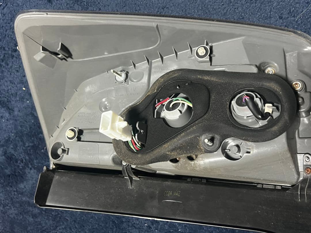 プリウス30G'sテール