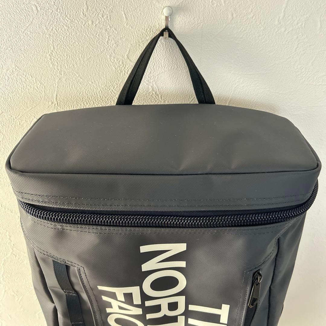 THE NORTH FACEヒューズボックスほぼ未使用品