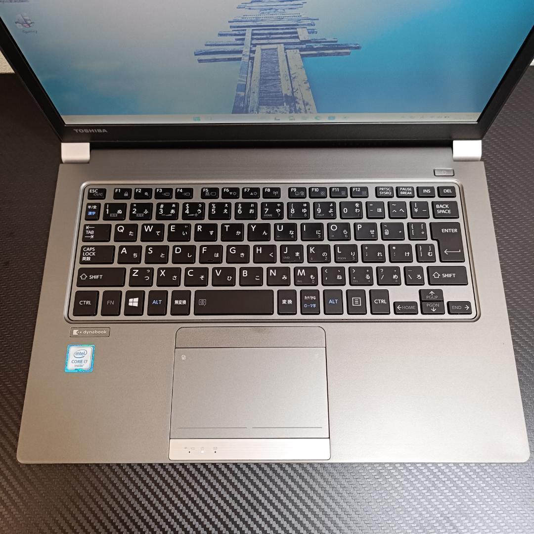 ノートPC Windows11 Core i7 SSD メモリ8GB 東芝 薄型