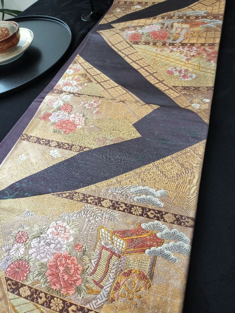 A945★高級‼️豪華刺繍‼️ひな祭り‼️テーブルランナー2m10cm