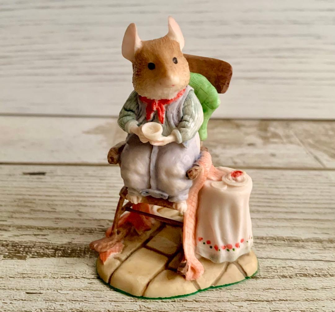 アップルおじさんとアップルおばさん フィギュリン ブランブリーヘッジ 置物