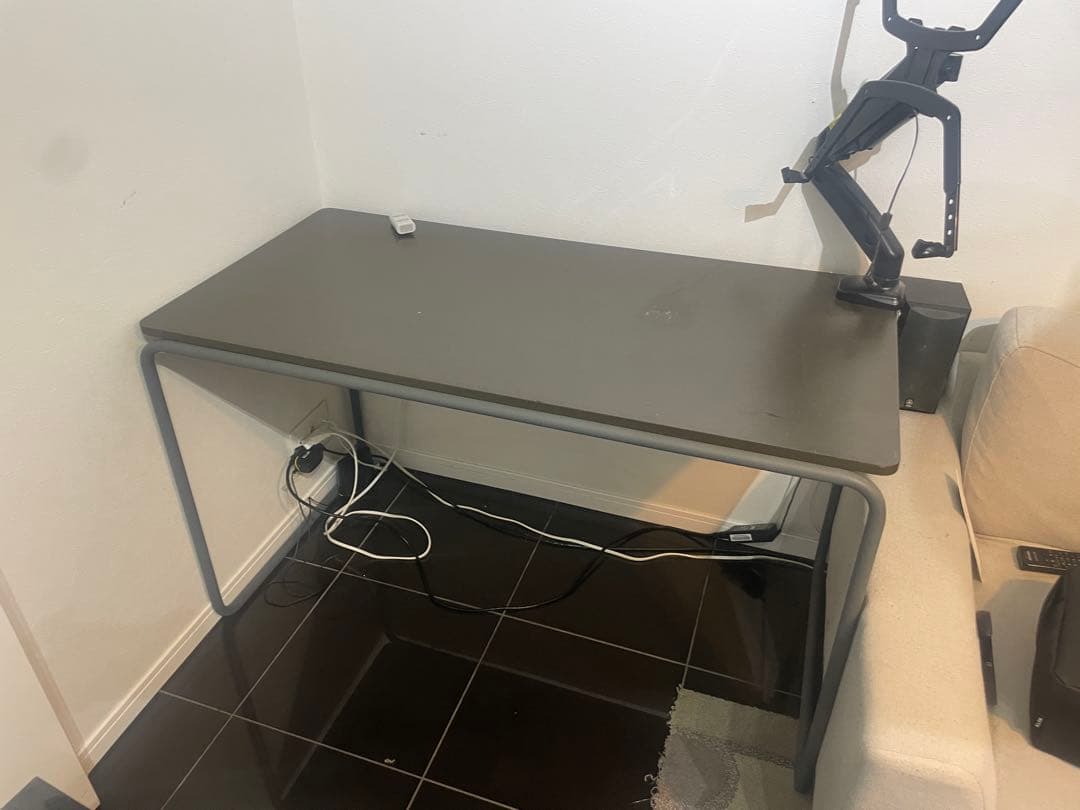 スチールパイプデスク・Ｌ／ダークグレー　トーネット　無印良品