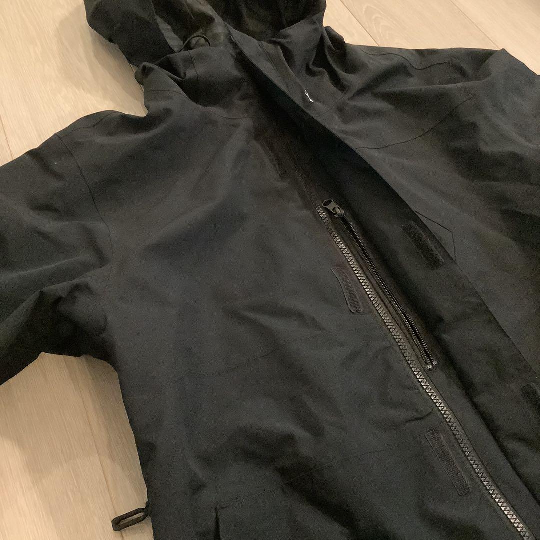 046 22-23 VOLCOM L-GORE-TEX 黒ジャケットMサイズ