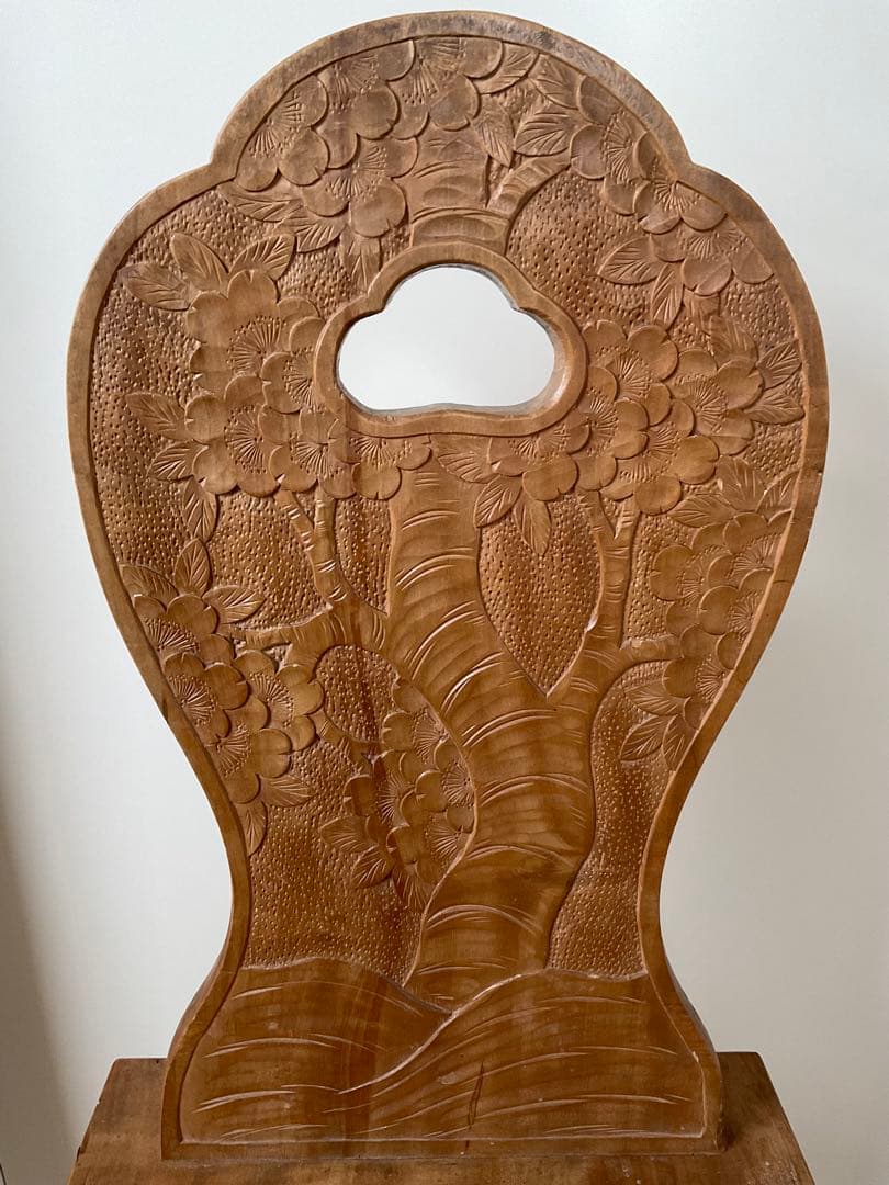 軽井沢彫り　桜彫刻　ダイニングチェア　椅子　イス　軽井沢彫　伝統工芸品