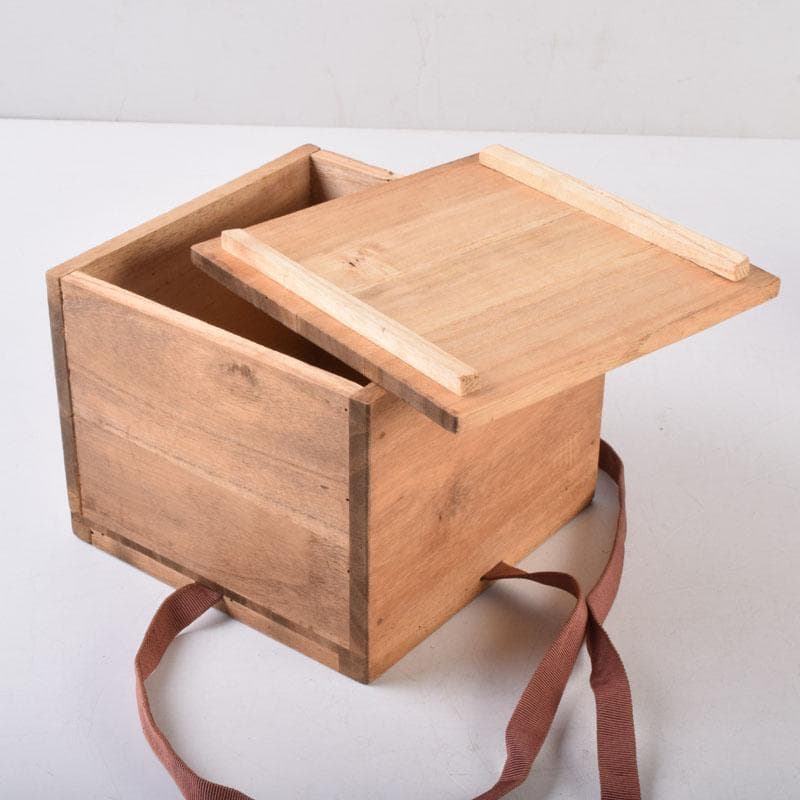 茶道具　虎渓山　水月窯造　色絵　紅白梅文　茶碗　共箱　C　8492