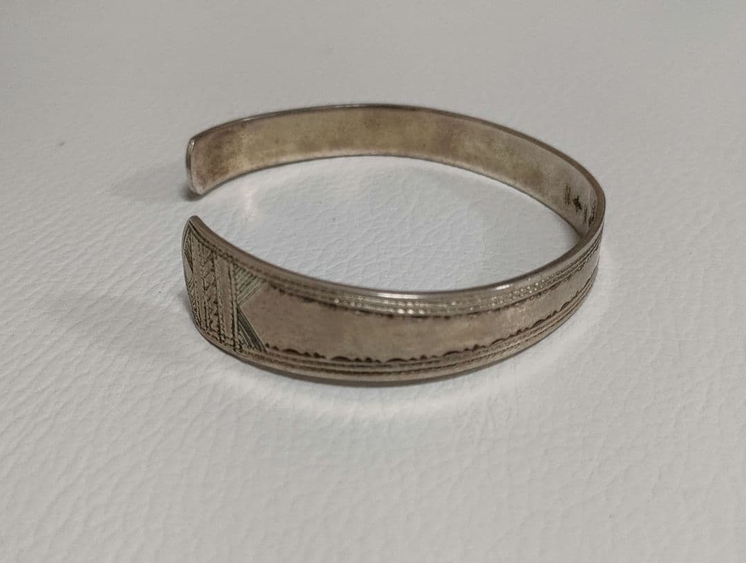 トゥアレグ　シルバー　バングル　ブレスレット　極美品2